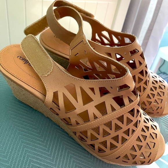 Comfortview 12WW Espadrilles - Picture 2 of 5